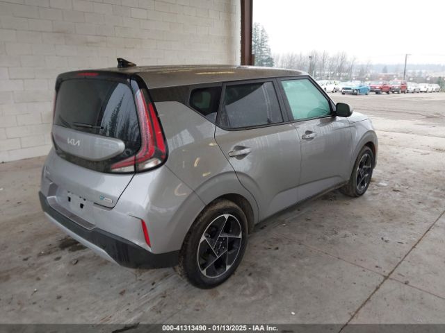 KNDJ33AU2P7867965 KIA SOUL EX