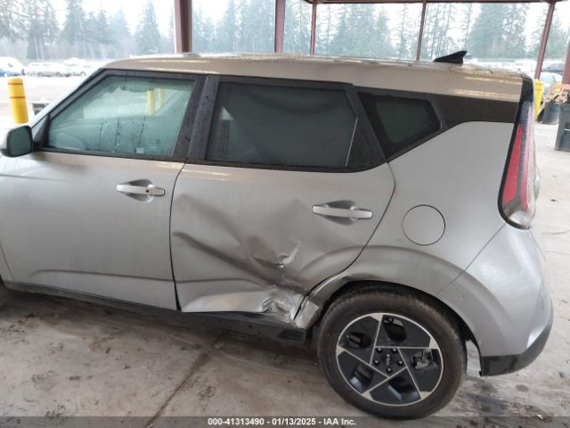 KNDJ33AU2P7867965 KIA SOUL EX