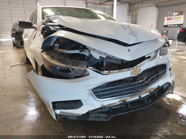 1G1ZE5ST1HF233996 Chevrolet MALIBU 1LT