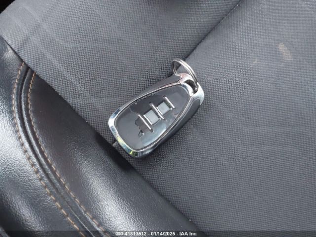 3GNCJPSB3JL412667 Chevrolet Trax Lt