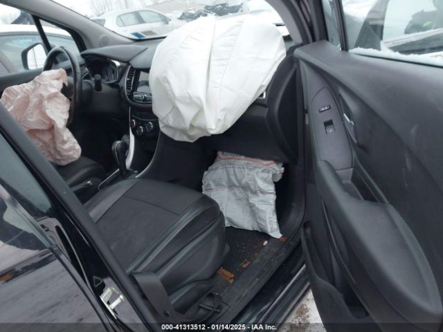 3GNCJPSB3JL412667 Chevrolet Trax Lt
