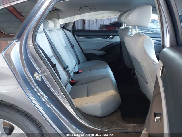 Honda ACCORD LX 2018 1HGCV1F18JA264259 Image 8