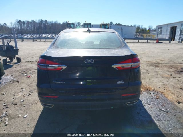 3FA6P0T99KR274807 Ford FUSION SE