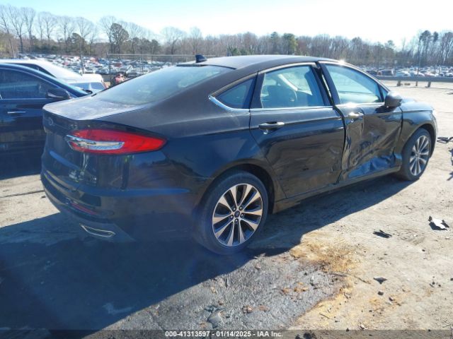 3FA6P0T99KR274807 Ford FUSION SE