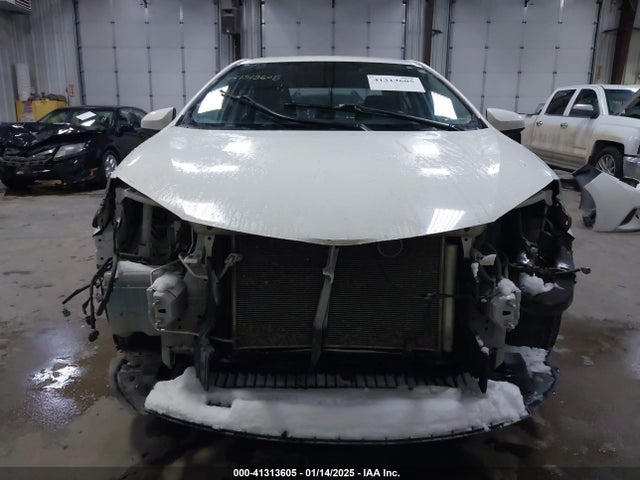 Toyota Corolla 2015 5YFBURHE4FP339151 Image 12