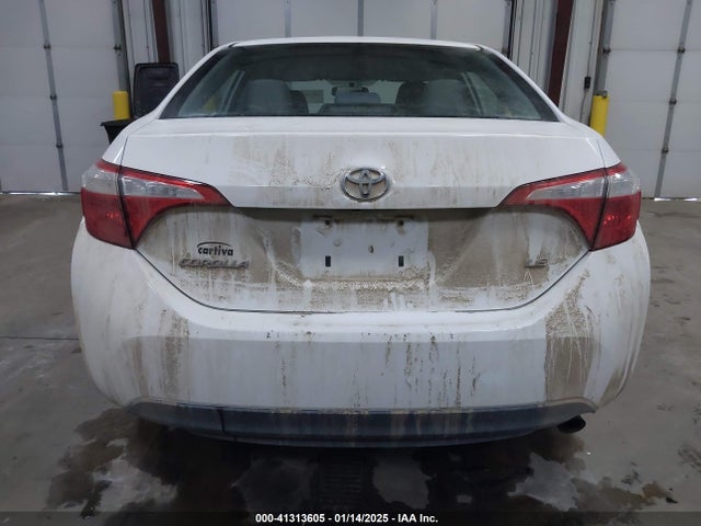 Toyota Corolla 2015 5YFBURHE4FP339151 Image 16