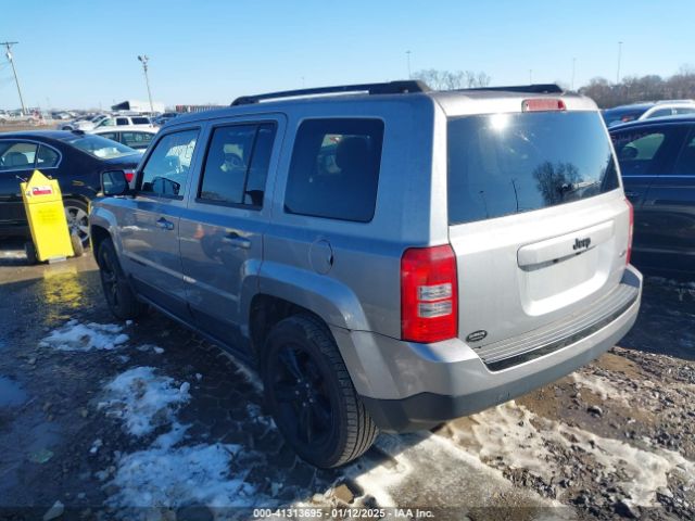 1C4NJPBAXFD246511 Jeep Patriot Altitude Edition