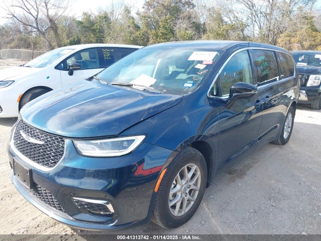Chrysler Pacifica Touring L 2024 2C4RC1BG4RR182299 Image 2