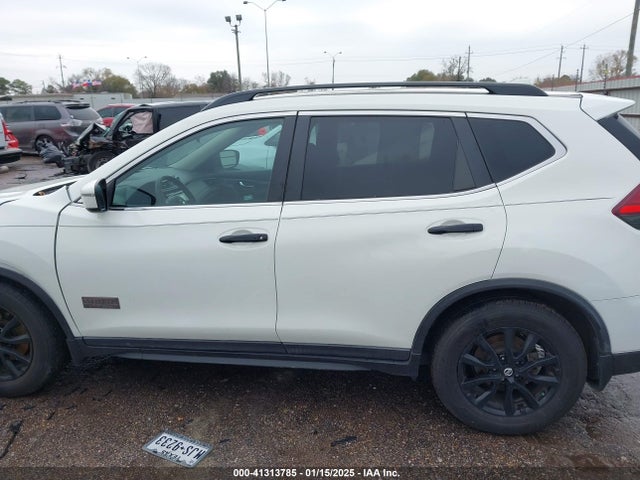 Nissan ROGUE SV 2017 5N1AT2MT5HC771751 Image 15