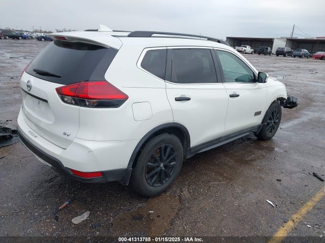 Nissan ROGUE SV 2017 5N1AT2MT5HC771751 Image 4