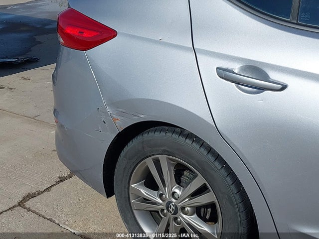 Hyundai ELANTRA SE 2017 5NPD84LF9HH166954 Image 18