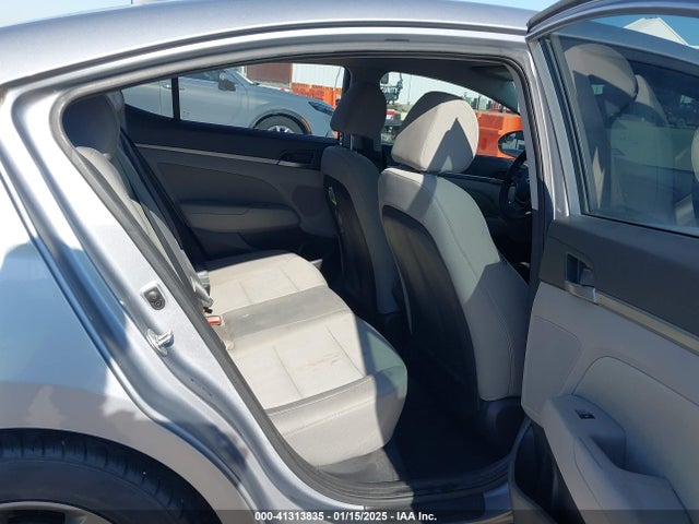 Hyundai ELANTRA SE 2017 5NPD84LF9HH166954 Image 8