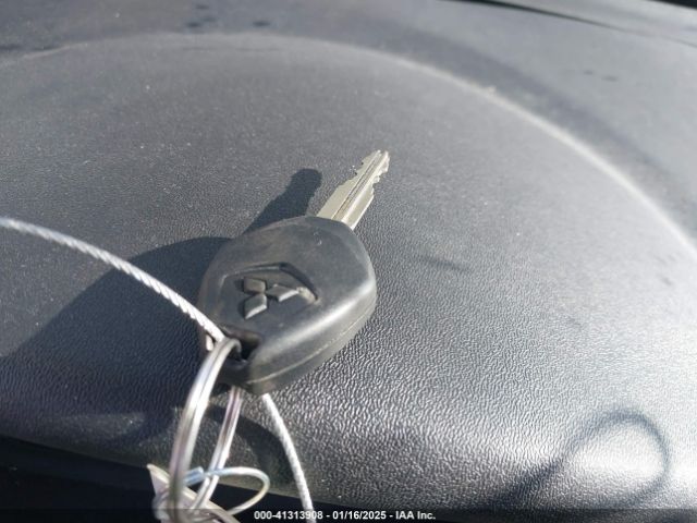 2011 MITSUBISHI ENDEAVOR 4A4JM2AS2BE018034 Photo 10