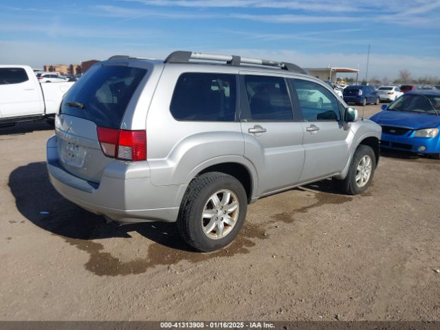 2011 MITSUBISHI ENDEAVOR 4A4JM2AS2BE018034 Photo 3