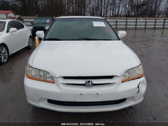 2000 HONDA ACCORD SDN 1HGCG5561YA104815 Photo 5