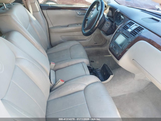 2010 CADILLAC DTS 1G6KH5EY1AU112395 Photo 4