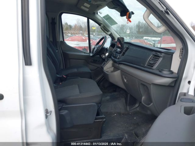 1FTYE1Y80LKB41065 Ford Transit-150