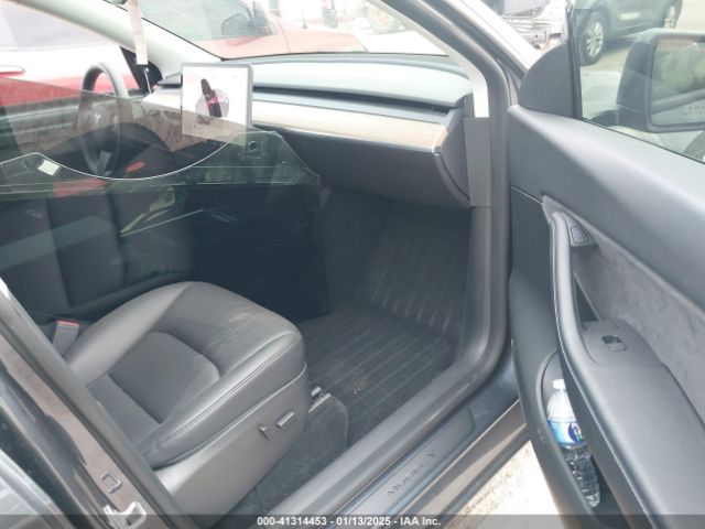 7SAYGDEE0NA007128 Tesla Model Y Long Range Dual Motor All-wheel Drive