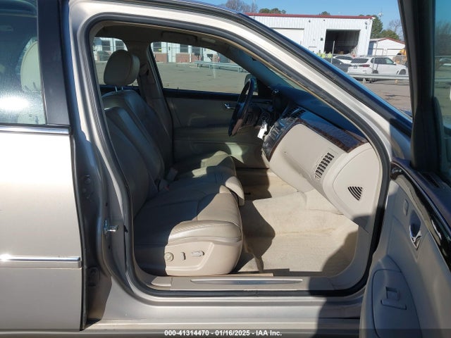2008 CADILLAC DTS 1G6KD57Y38U189319 Photo 4