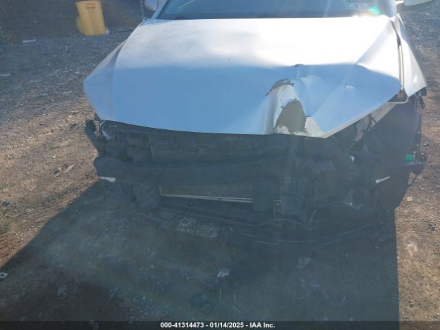 5NPD84LF4HH073727 Hyundai ELANTRA SE