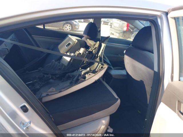 5NPD84LF4HH073727 Hyundai ELANTRA SE