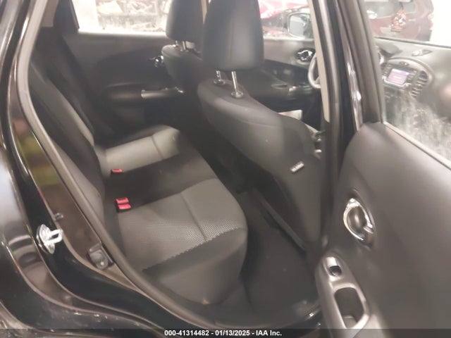 JN8AF5MV7HT753562 Nissan JUKE S