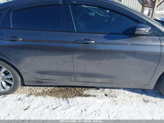 1C3CCCBB7FN573949 Chrysler 200 S