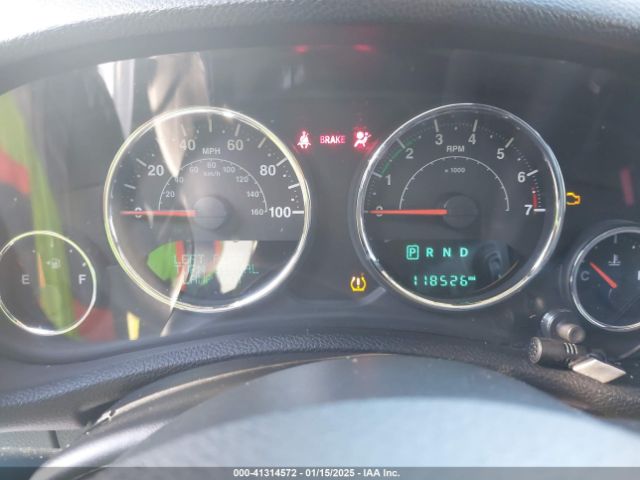 1C4BJWDG7FL718569 Jeep Wrangler Unlimited Sport