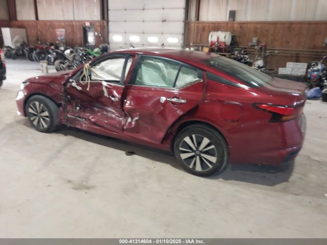 1N4BL4DW2MN302832 Nissan Altima Sv Intelligent Awd