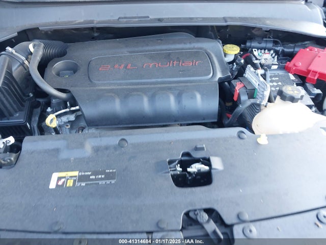 3C4NJDBB8MT555375 Jeep Compass Latitude 4x4