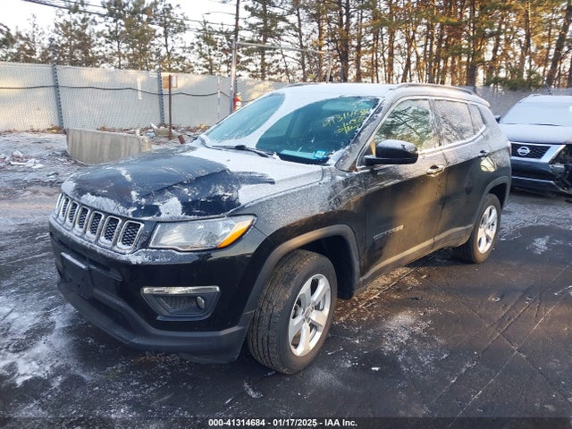 3C4NJDBB8MT555375 Jeep Compass Latitude 4x4