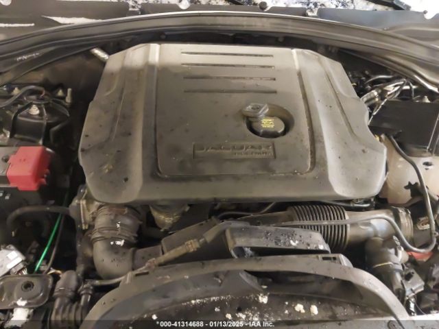 2017 JAGUAR F-PACE SADCL2BN4HA076811 Photo 9