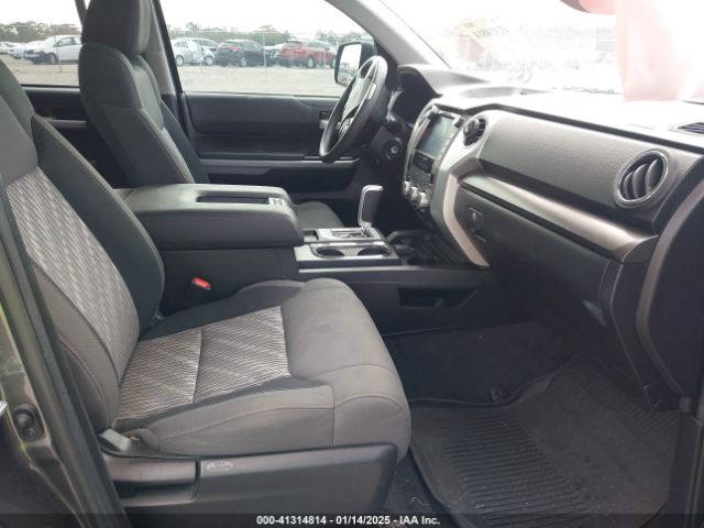 5TFEY5F18MX281828 Toyota Tundra Sr5