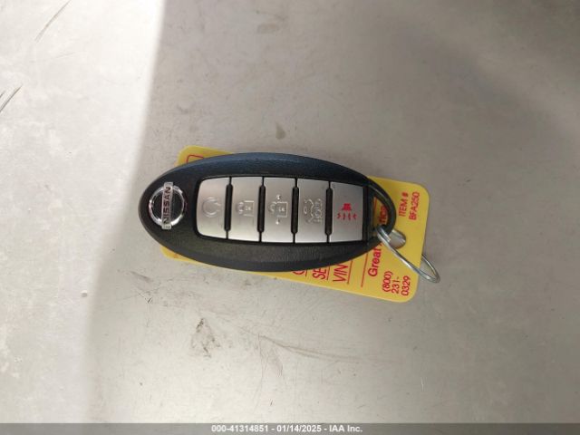 1N4AA6AP0HC404044 Nissan Maxima 3.5 Platinum