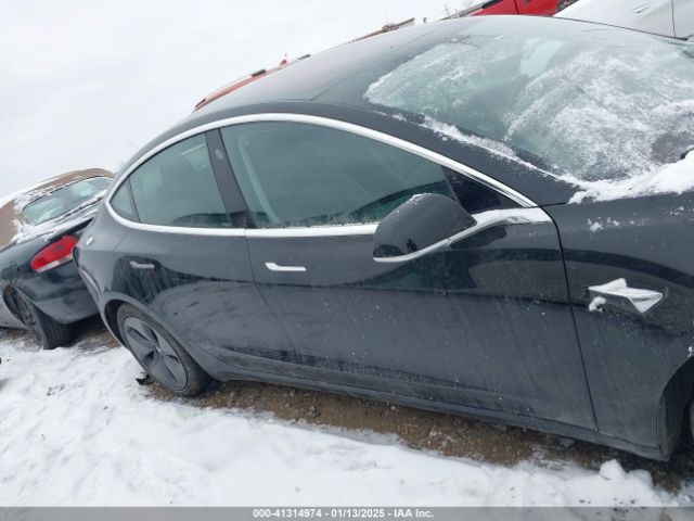 5YJ3E1EA2JF071855 Tesla Model 3 Long Range/mid Range