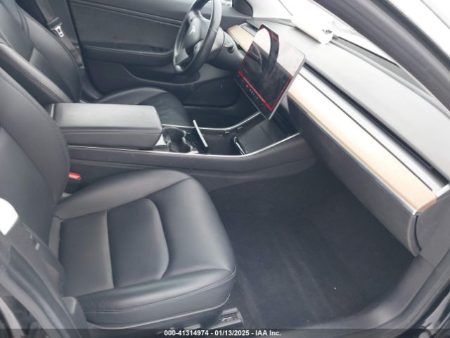 5YJ3E1EA2JF071855 Tesla Model 3 Long Range/mid Range