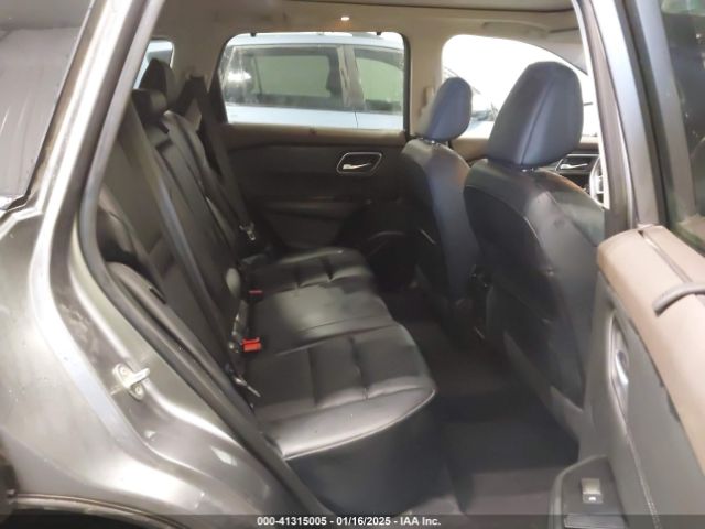 5N1AT3BB6MC673208 Nissan Rogue Sv Intelligent Awd