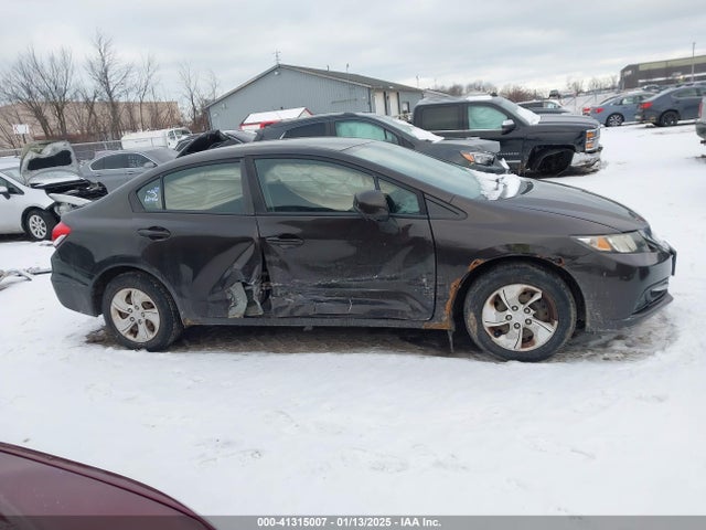 41315007 :رقم المزاد ، 19XFB2F57DE017071 vin ، 2013 Honda Civic Lx مزاد بيع