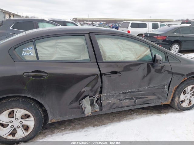 41315007 :رقم المزاد ، 19XFB2F57DE017071 vin ، 2013 Honda Civic Lx مزاد بيع