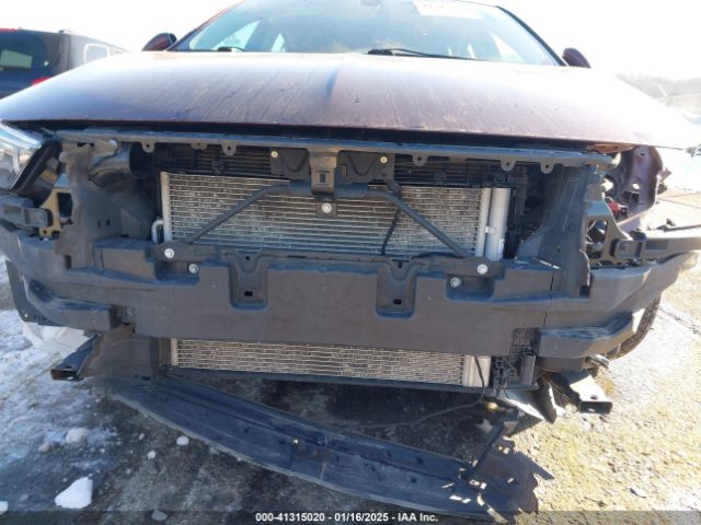 W04GM6SX0K1008235 Buick Regal Sportback Fwd Preferred Ii
