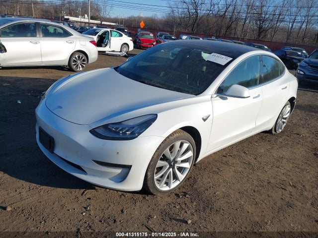 2019 TESLA MODEL 3 5YJ3E1EA3KF402525 Photo 1