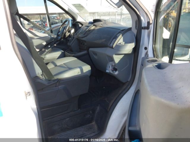 1FTYR1YM2HKA81606 Ford Transit-250
