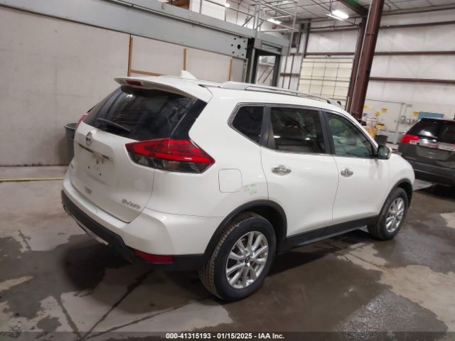 5N1AT2MV5HC853710 Nissan ROGUE SV
