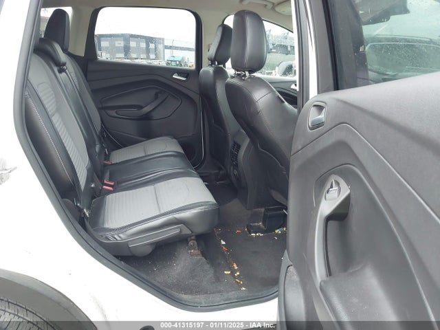 1FMCU0GD1KUB08824 Ford Escape