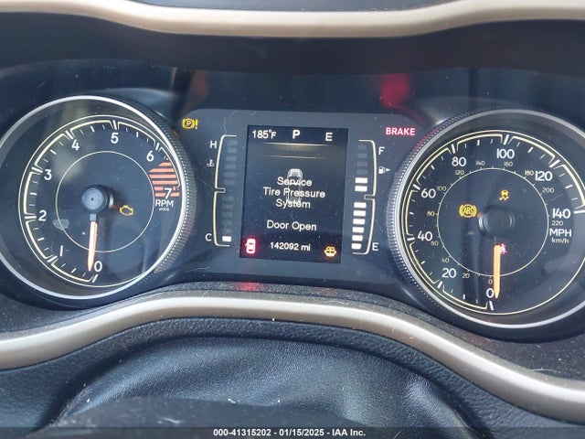 Jeep Cherokee Latitude 2016 1C4PJMCBXGW375062 Image 7