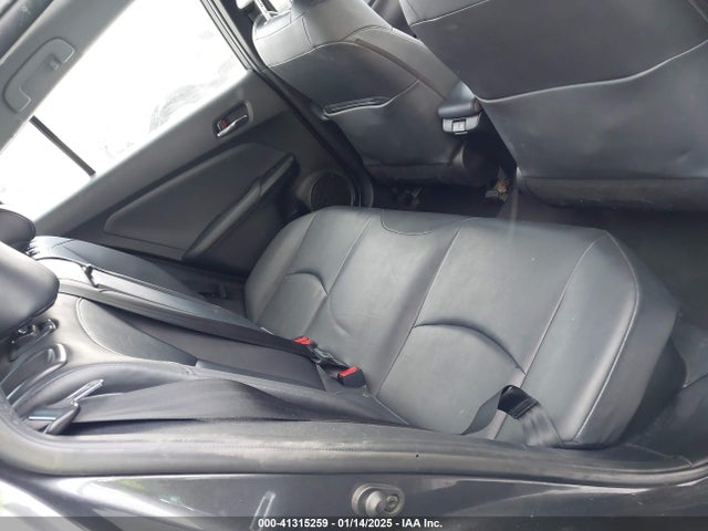 JTDL9RFU2K3007454 Toyota PRIUS XLE