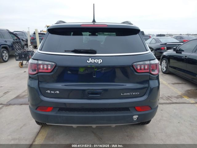 3C4NJDCB4JT136479 Jeep Compass Limited 4x4