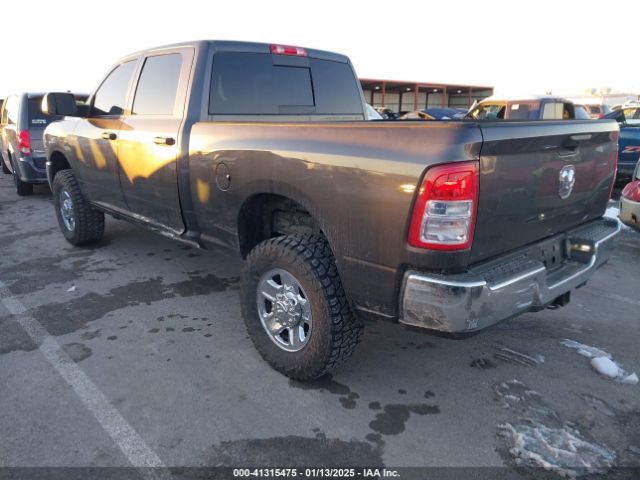 3C6UR5CJ7MG641616 RAM 2500 Tradesman  4x4 6'4 Box