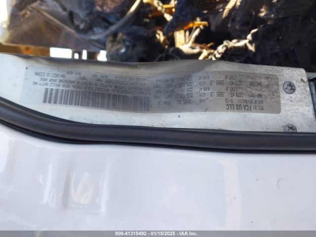 1C4PJMCS6HW529977 Jeep Cherokee Latitude 4x4