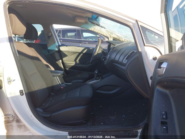 3KPFK4A73HE066830 KIA FORTE LX